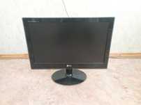 Продам два монитора BenQ G700 и LG Flatron