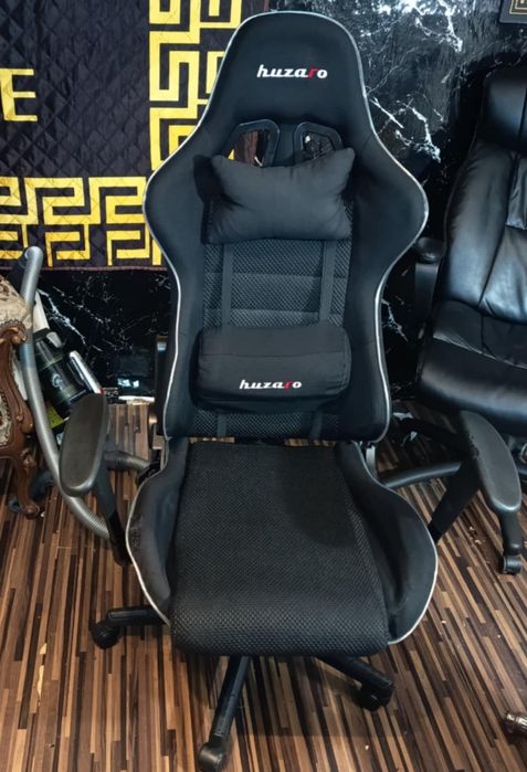 Gaming стол със usb