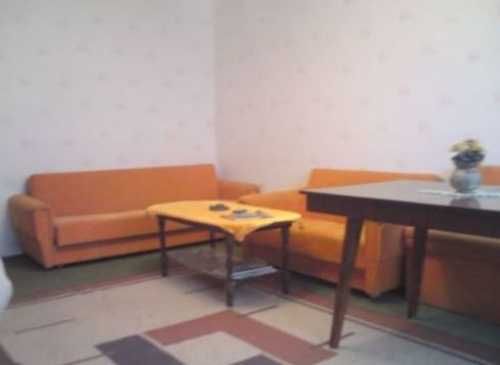 Дава се под наем Двустаен апартамент в Бургас, Изгрев - 62 кв.м за 140 € - Снимка #1
