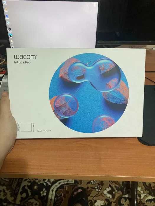 Графический планшет wacom intous pro small