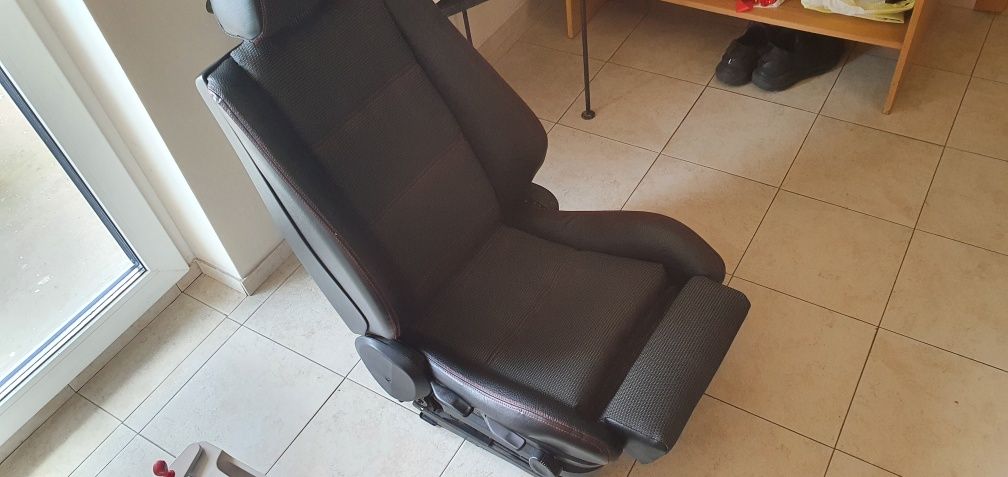 Предни рекаро седалки за бмв е30 седан  bmw e30 Recaro Front Seats