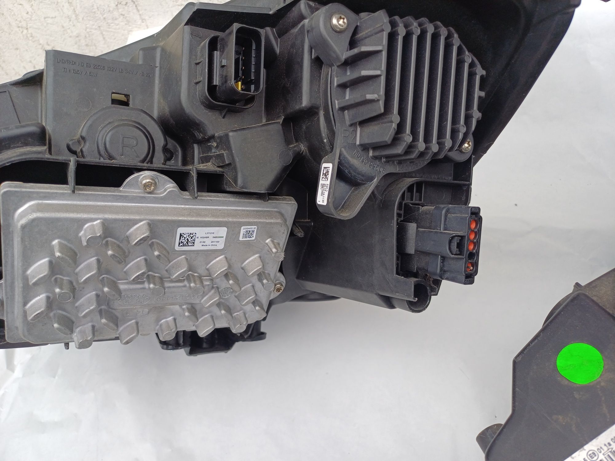 Оригинални фарове, Valeo, Full led PEUGEOT 208, 2008 (2021г)