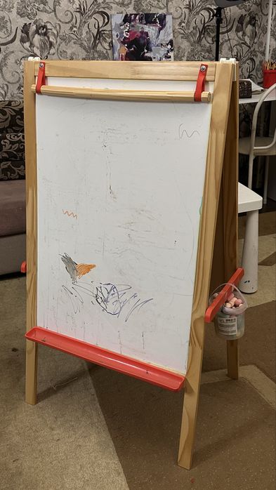 Двусторонняя детская доска-мольберт для творчества (мел/маркер)