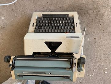 пишеща машина антикварна ROBOTRON 20