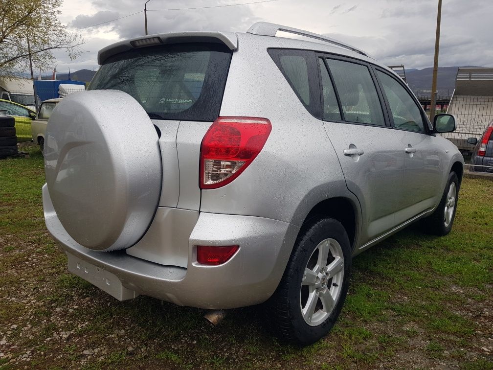Toyota RAV4, 2008 г., 2.2, 136 к.с., D4D, 4х4
