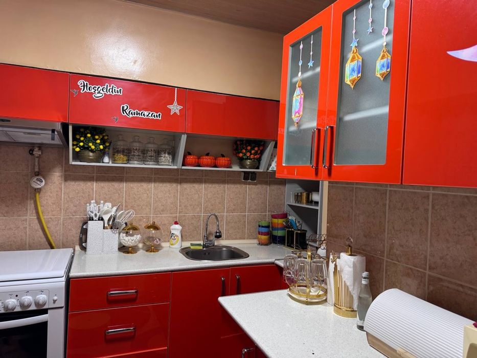 срочно сдаётся квартира ц-1 ресторан Бибигон 3-ком евро ремонт укомпле