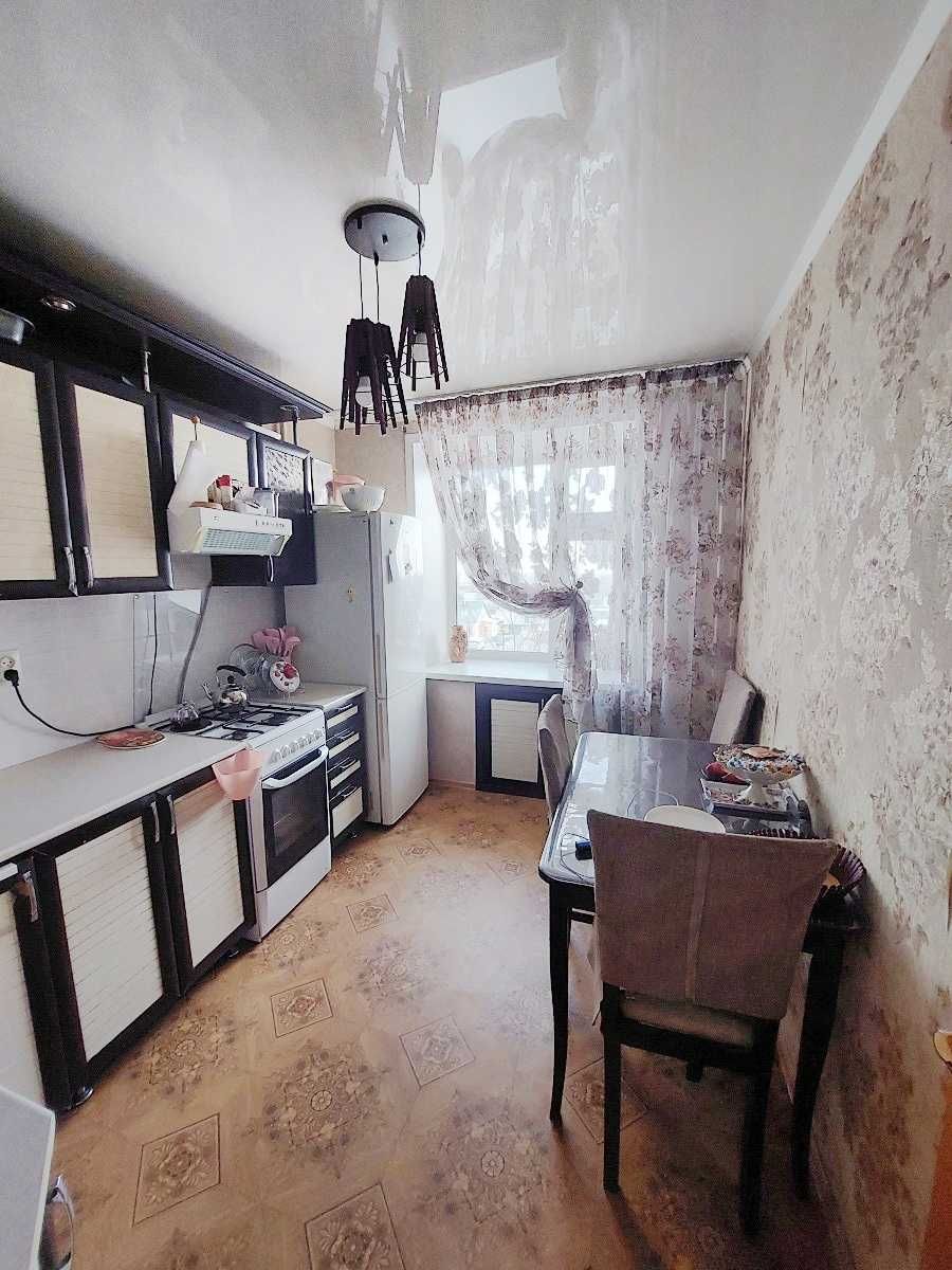 Продам 3х ком.кв ул.Прогресса, Михайловка . маг.Стекляшка>