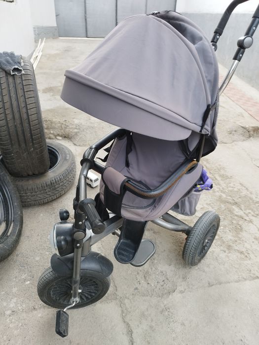 Трёхколёсный велосипед сотилади.