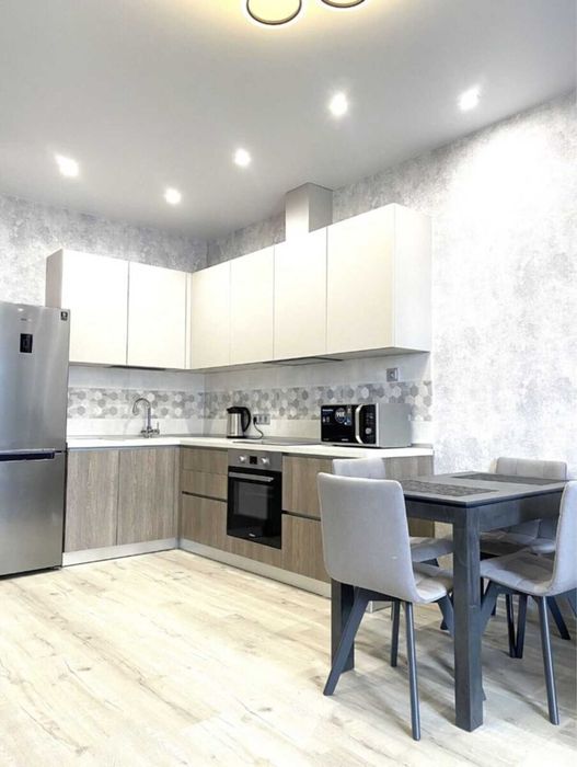 Дава се под наем Тристаен апартамент в София, Гео Милев - 87 кв.м за 714 € - Снимка #4