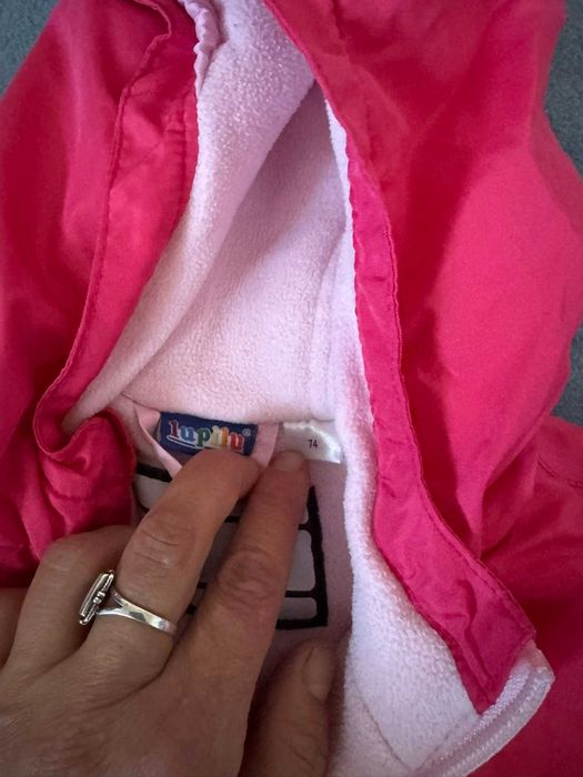 Много запазен космонавт и якета