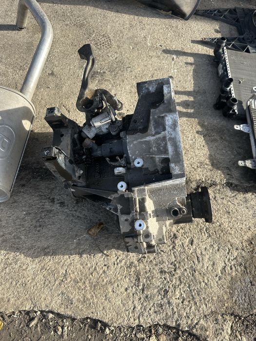 02T 301 103 K. , Ръчна кутия 1.4бензин VW,Seat,Skoda