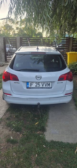 Opel Astra j 2014