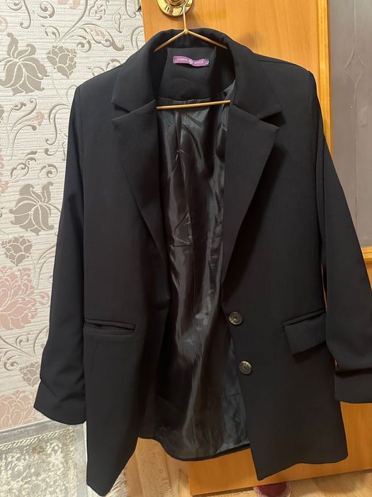 Продам пиджак в отличном состоянии