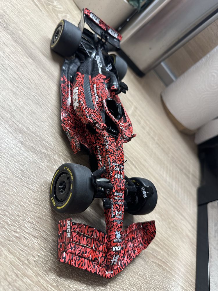 alfa romeo 1/18 solido f1 boogie art limited edition