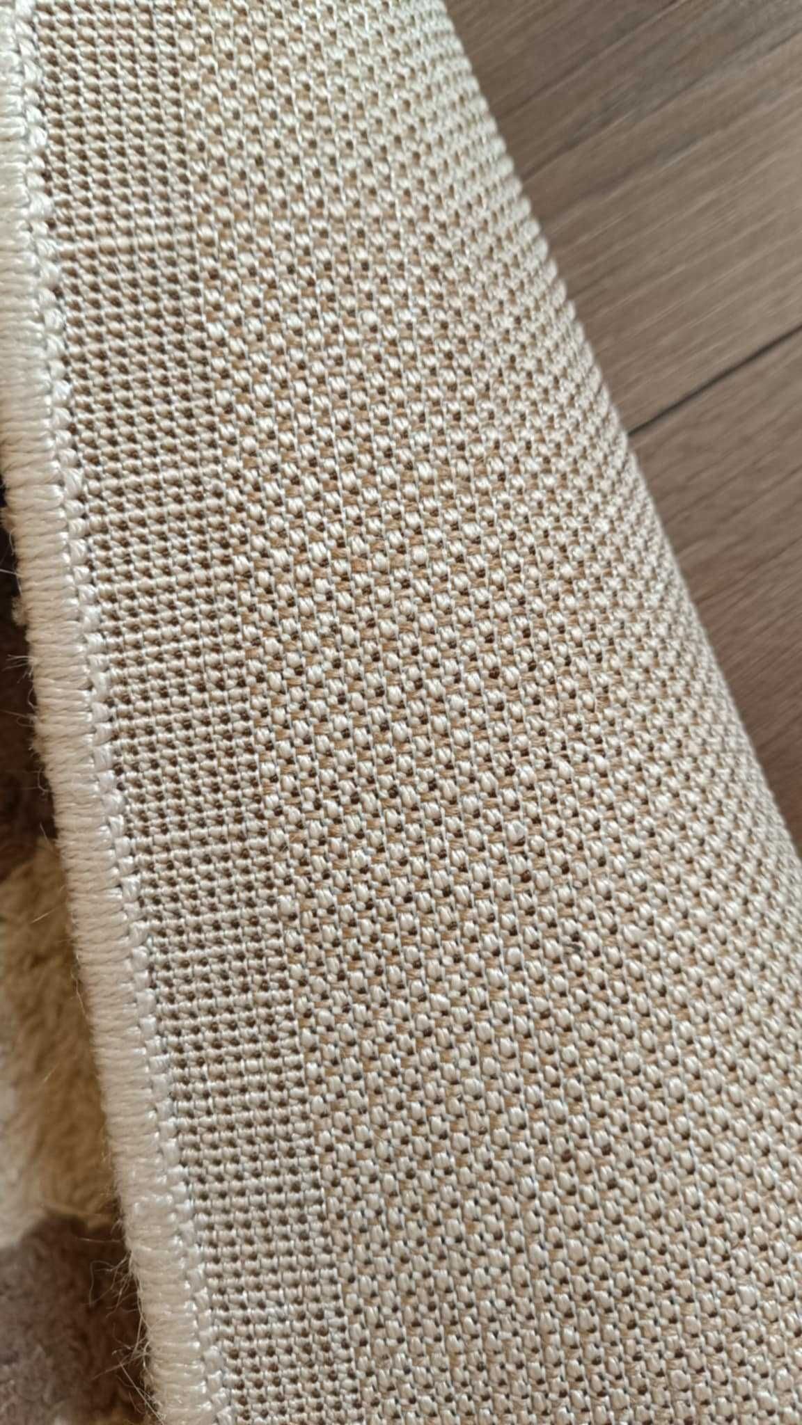 Продавам килим 120/170