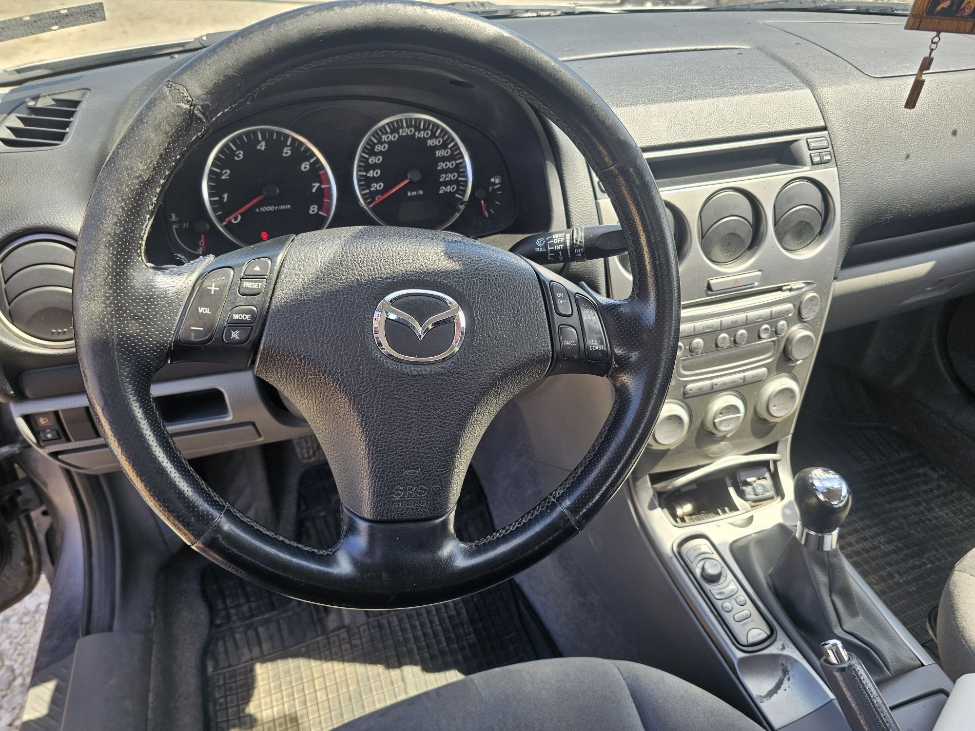 Мазда 6  2002 година