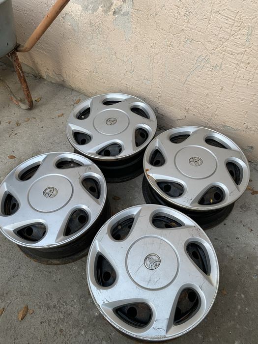 Диски от Камри 20-25 ка