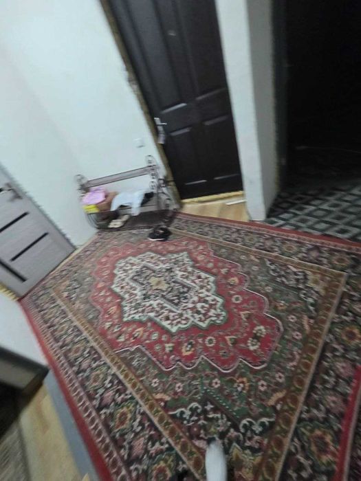 Продаётся 5/5/5 на Юнусабаде 15 квл, 98кв.метр,метро Туркистан,1 линия