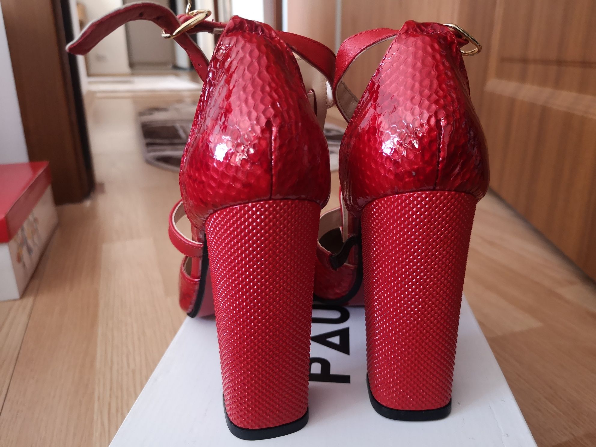 Pantofi Larissa (Pantoful Galben) PIELE - NOI - mărime 36