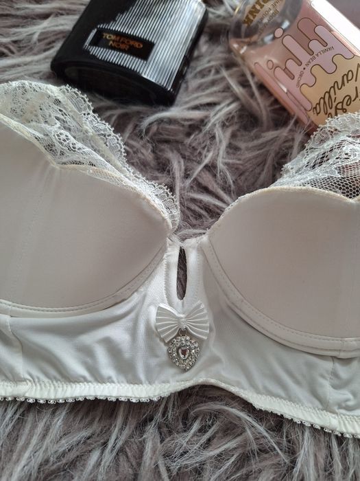 Sutien, model deosebit