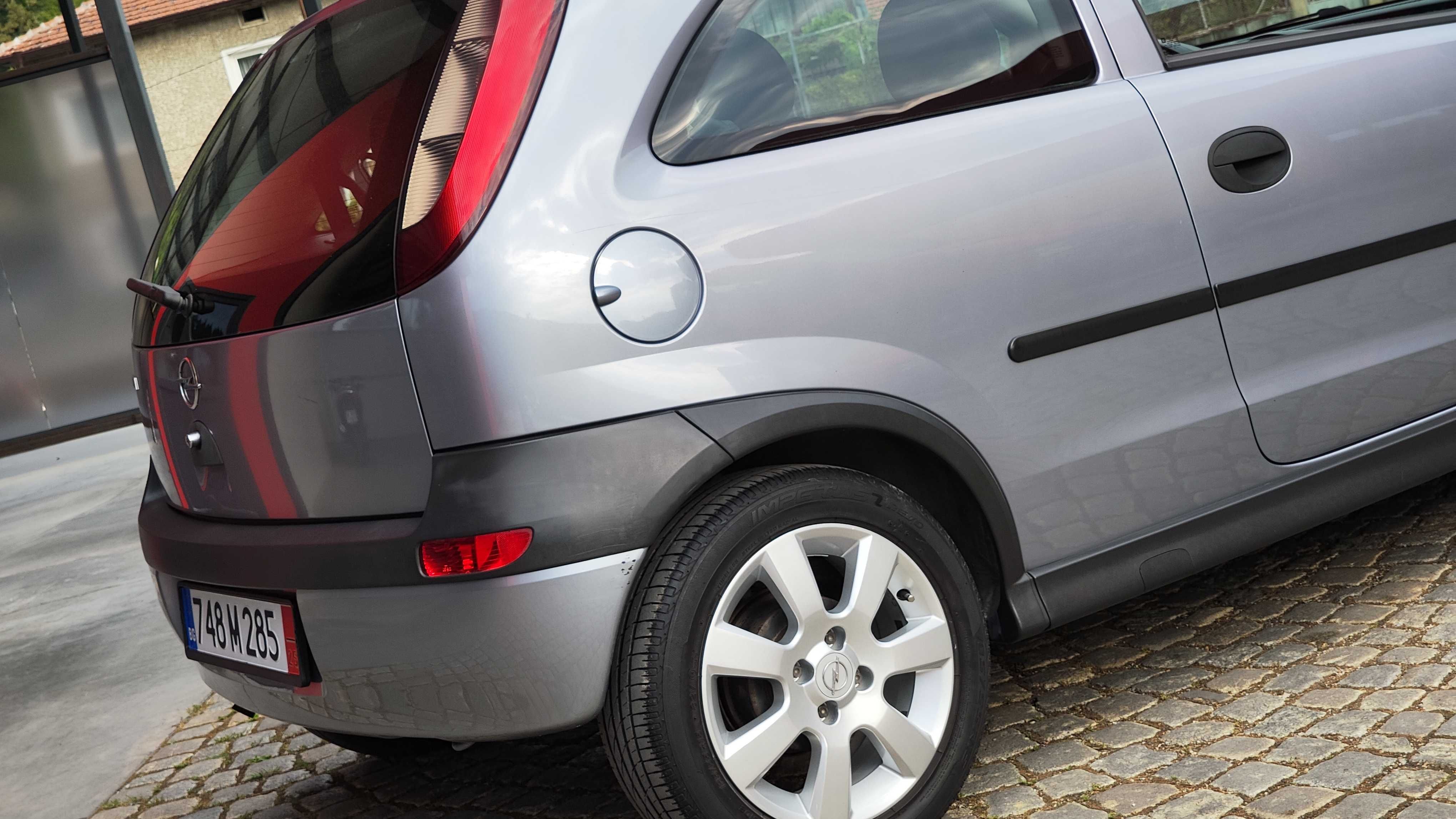Opel Corsa **КЛИМАТИК**