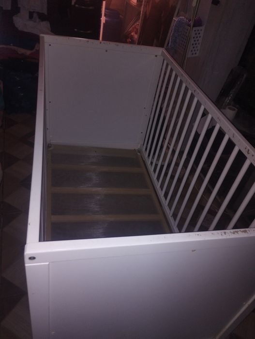 Donez pătuț folosit