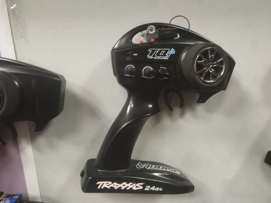 Traxxas,rc апаратури и гуми на 17хекс