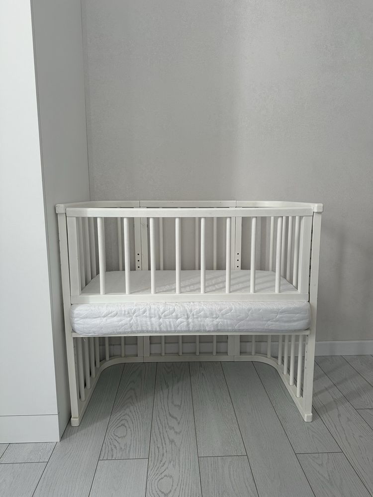 Продам детскую кроватку