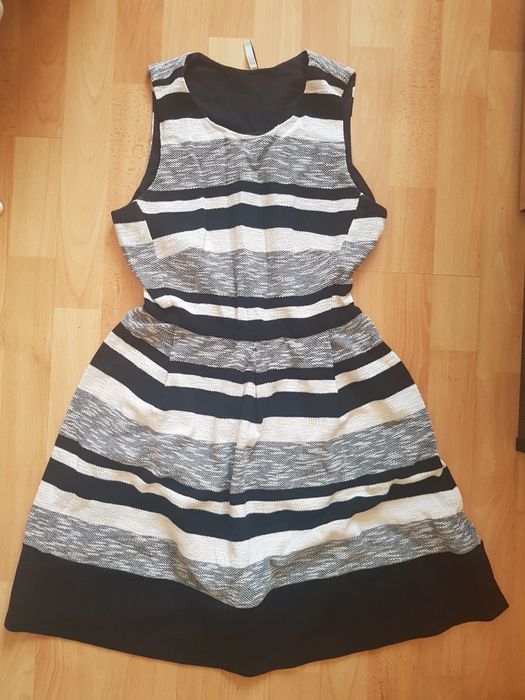 Rochie Stradivarius S