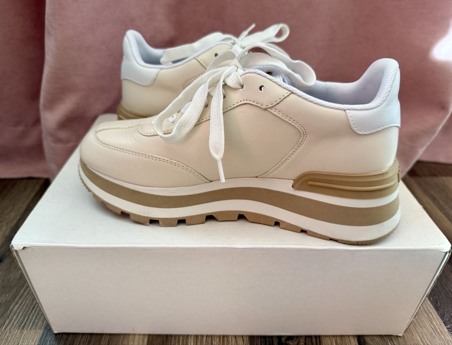 Сникърси Liu Jo