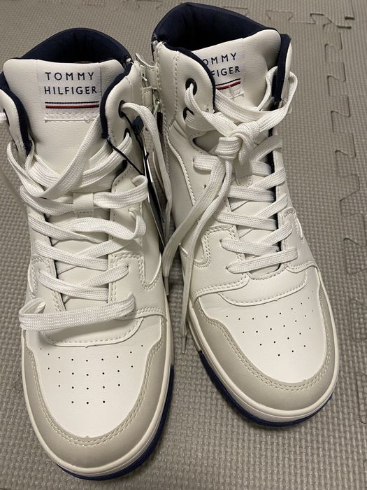 Adidasi tommy hilfiger