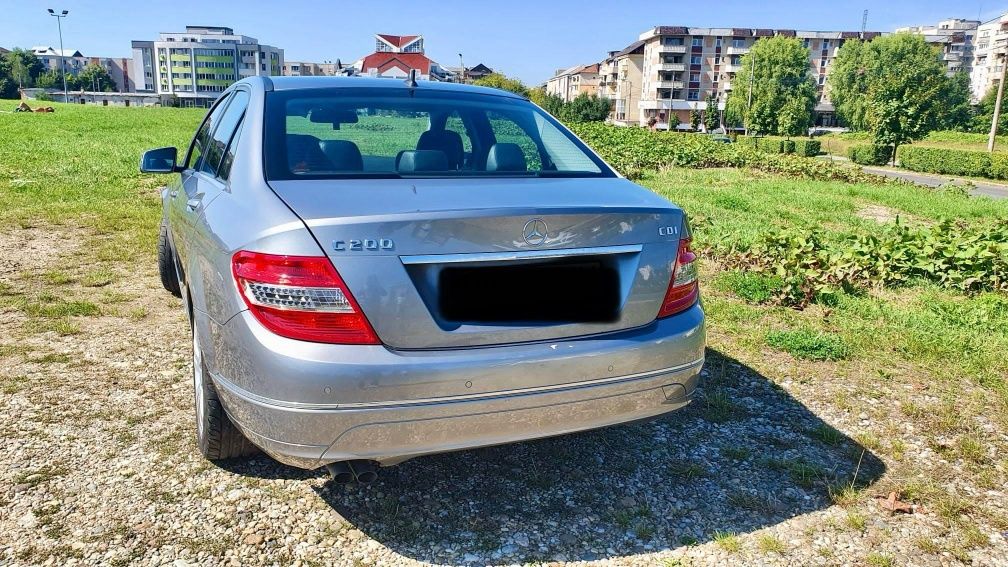 SE VINDE! Mercedes Benz C class 200