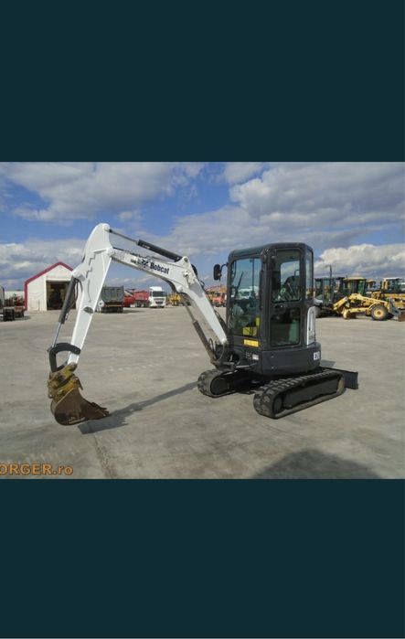 Execut lucrari cu Miniexcavator/Buldoexcavator/Miniincarcator
