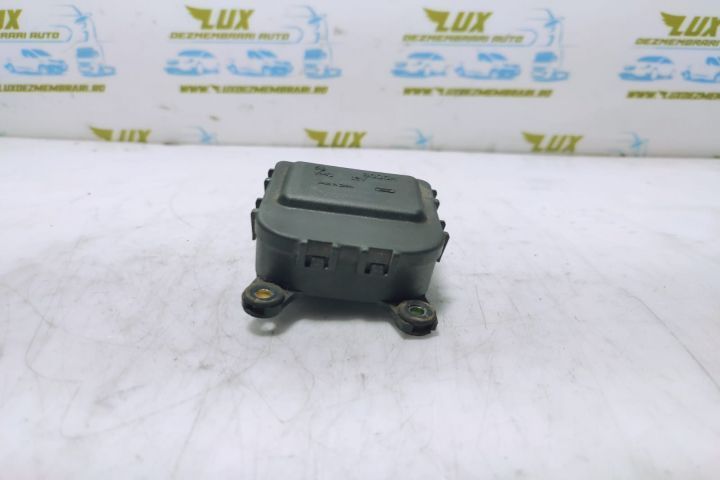 Motoras clapeta mixaj aer 8d1820511b Volkswagen VW Passat B5  [din 1996 pana  2000] seria