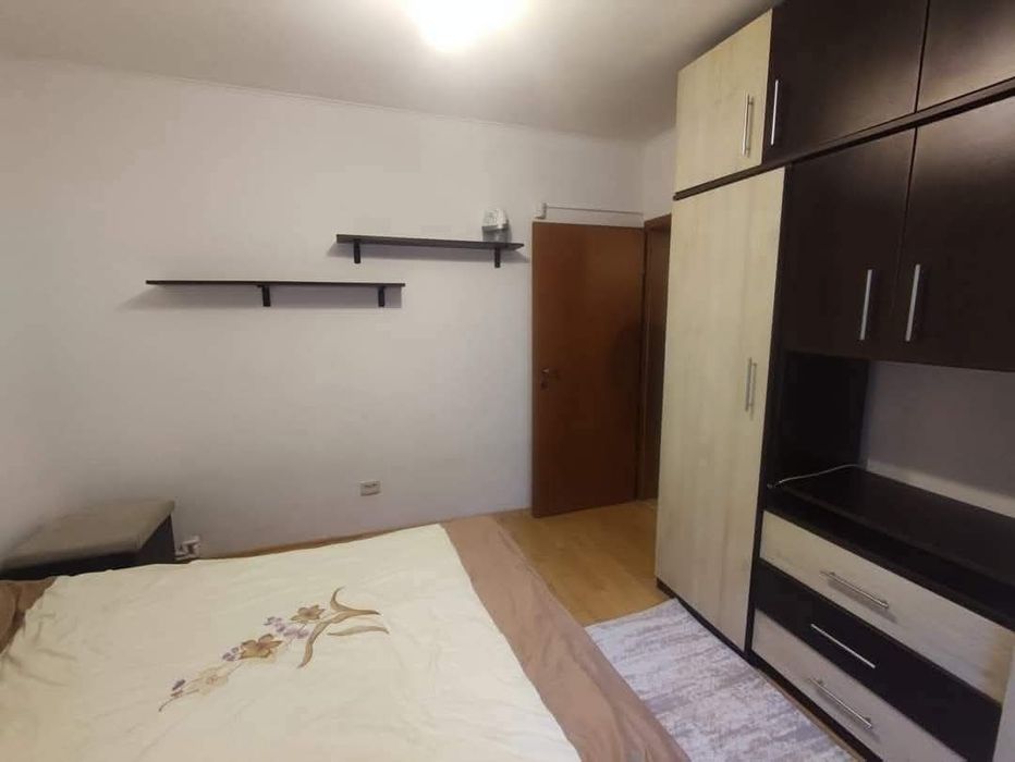 Vând apartament 2 camere