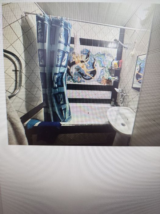 Срочно Продаётся 4-х комнатная квартира