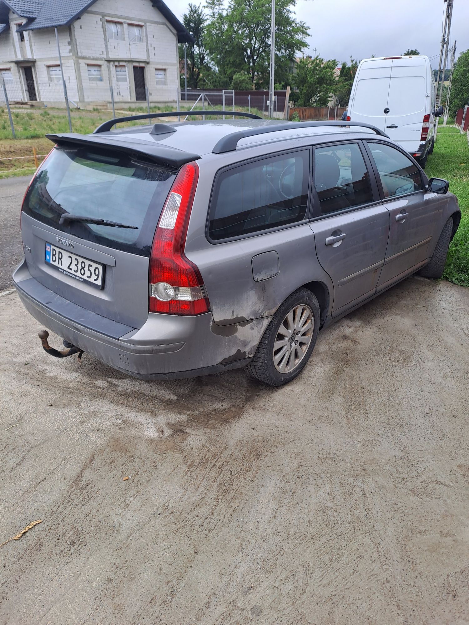 Dezmembrez volvo v50 1.6 diesel 2007