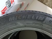 MICHELIN & Goodyear 94W 215 55 R17 CP V10441.