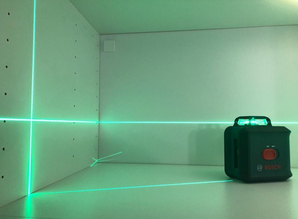 Nivela Laser Bosch universal level 360 laser Verde