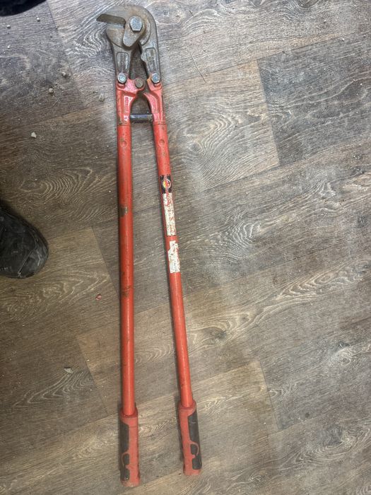 Арматурна ножица германия alarm