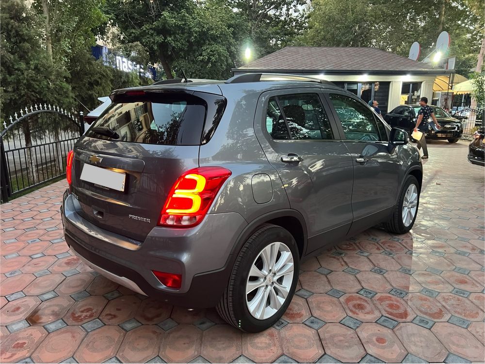 Tracker Premier Xolati A’lo