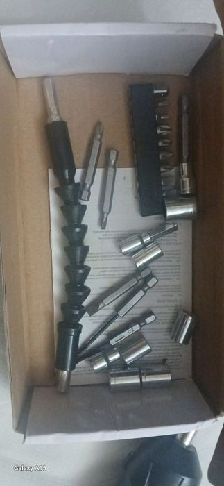 продам электро отвертку новую в сборе