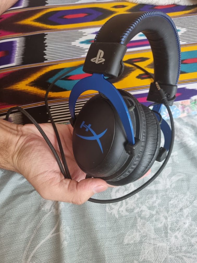 Naushnik HyperX cloud 2 sotiladi arzon