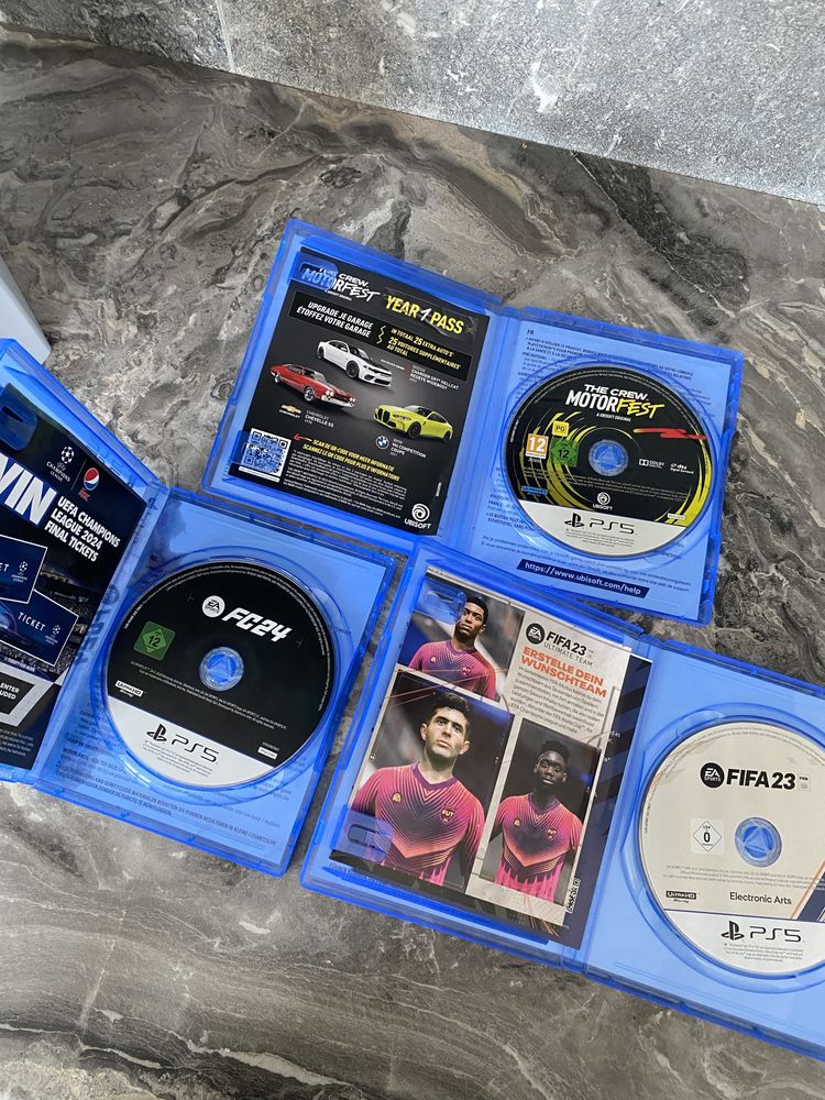 PS5 disk edition FC24,FIFA23,THE CREW MOTORSPORT 2 manse
