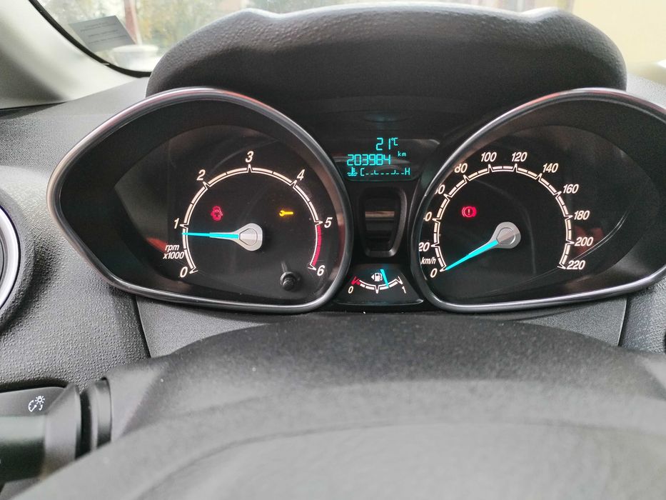 Ford fiesta titanium 2015