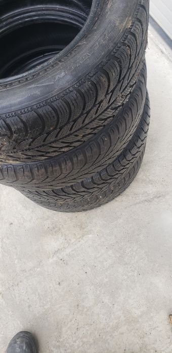 Anvelope iarna 185/60 r14
