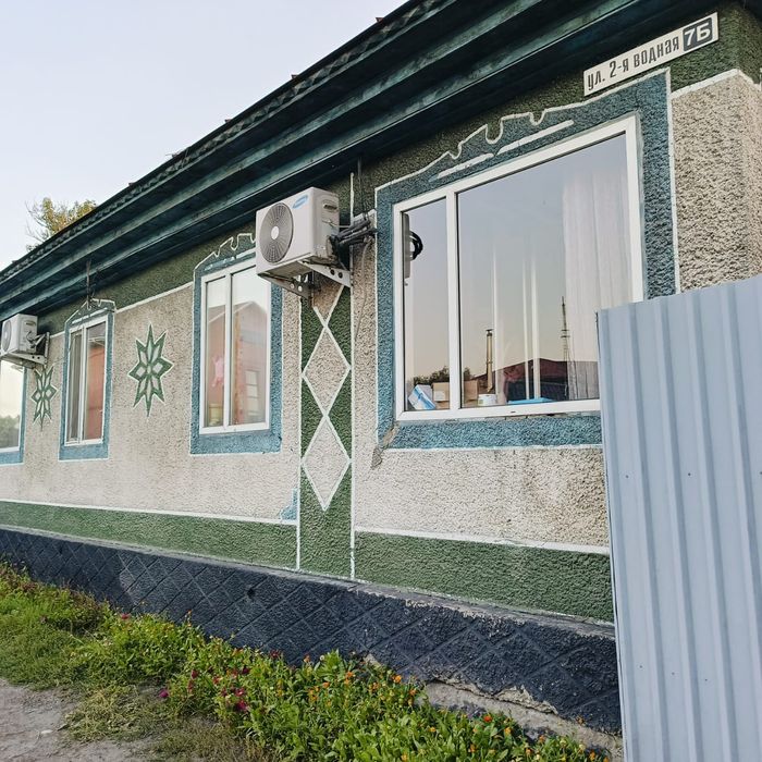 Продам складские помещения с частным домом