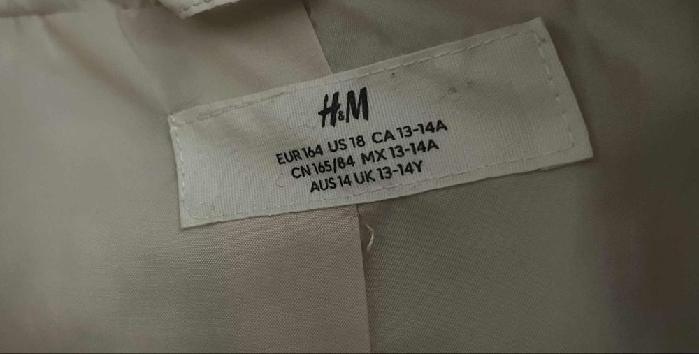 Бяло яке H&M ново