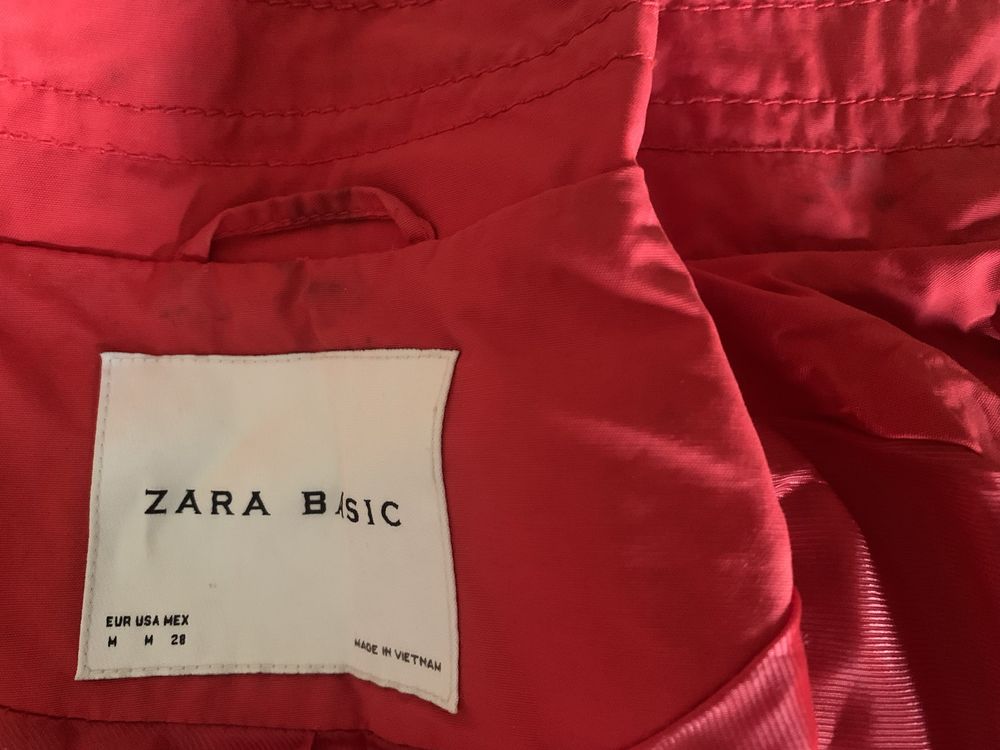 Дамско пролетно яке на Zara Basic размер М