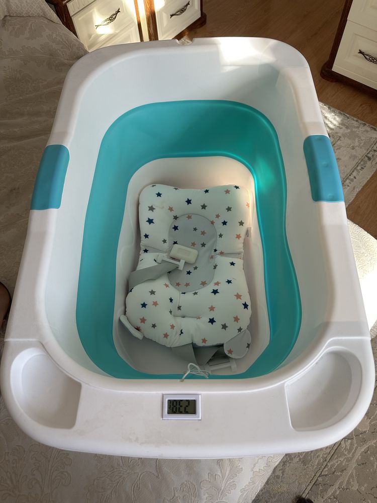 Ванночка (складная) для купания малышей